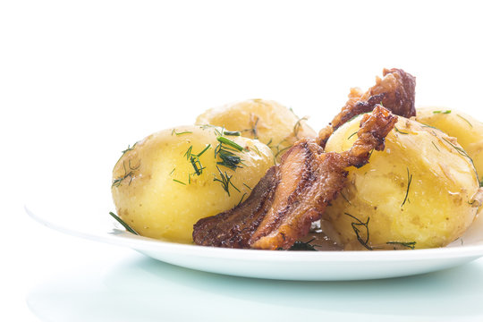 potato young boiled with fried bacon