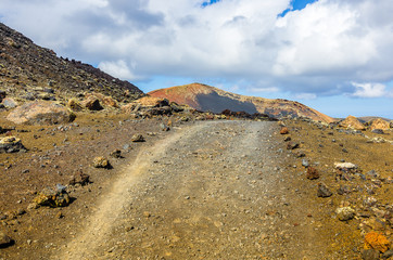 Schotterweg in der Caldera Colorada, Lanzarote