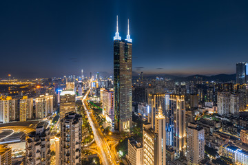 Fototapeta na wymiar The city skyline at night in Shenzhen
