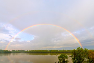 Fototapeta na wymiar rainbow in full view