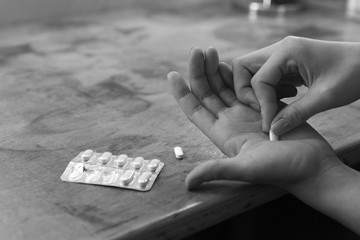 Medikamenteneinnahme - Heilmittel oder Sucht