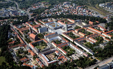 Neubrandenburg, Zentrum mit Friedrich-Engels-Ring