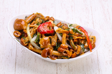 Pickled mushroom - Armillaria