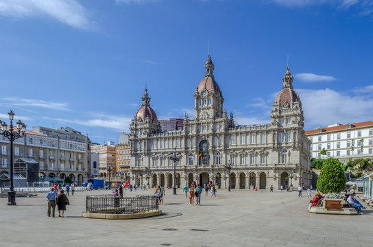 Ayuntamiento de La Coru&ntilde;a en la Plaza de Maria Pita , Galicia, Espa&ntilde;a