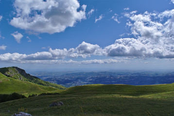 Paesaggio dai monti del Parco nazionale del Gran Sasso
