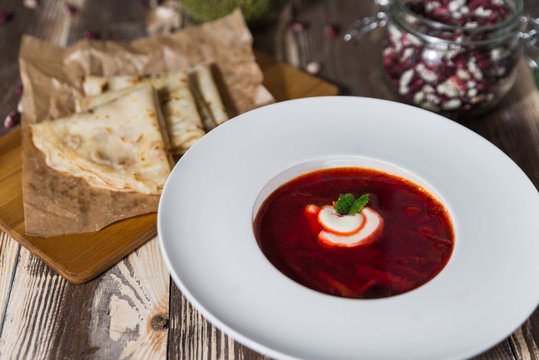 Pfannkuchensuppe Bilder – Durchsuchen 5,783 Archivfotos, Vektorgrafiken ...