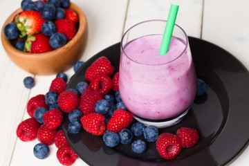 Milky forest fruit shake