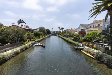 Fototapeta na wymiar Historic Venice canal neighborhood in Los Angeles California.