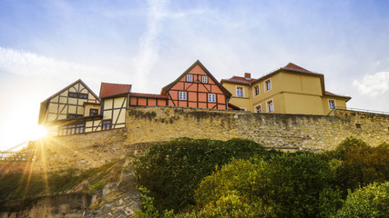 Fototapeta na wymiar Alte deutsche Häuser in Quedlinburg