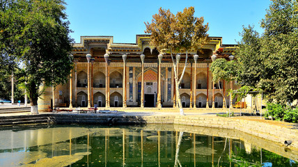  Bolo Hauz Mosque, also known as Bolo Khauz Mosque, Bukhara, Uzbekistan
 - obrazy, fototapety, plakaty