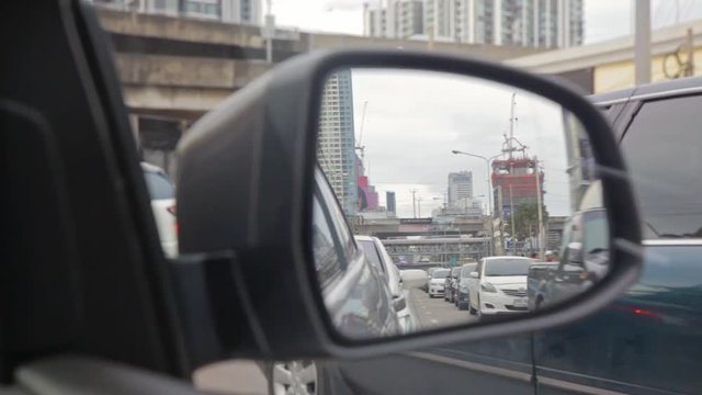 traffic in car mirror