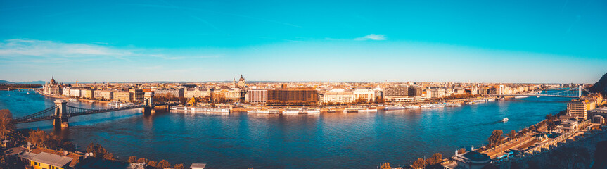 Obraz premium big panorama of the whole danube river overview with chain bridge and parliament