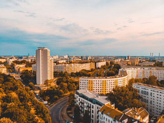 Obraz premium some plattenbau apartment buildings and skycraper
