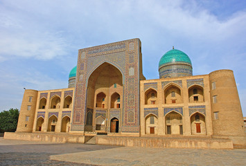  Po-i-Kalyan mosque complex with The Kalyan minaret in Bukhara, Uzbekistan.
