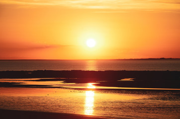 Obraz premium Amanecer en el mar