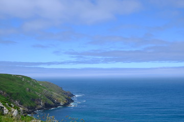 Fototapeta premium blue sky with green hill