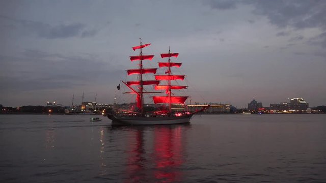 Brig goes on the Neva, Saint Petersburg