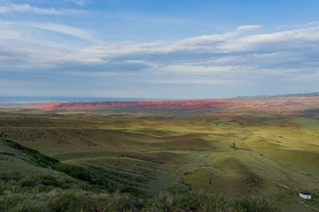 the valley of the red mountains
