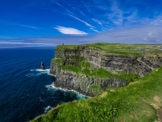 Fototapeta na wymiar World famous Cliffs of Moher at the Atlantic coast of Ireland