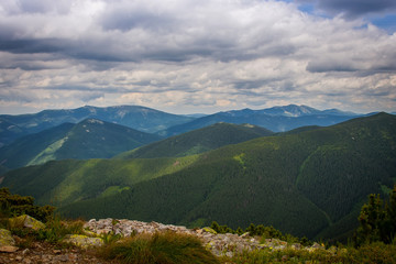 Fototapeta na wymiar Beautiful mountains and blue sky in the Carpathians. Ukraine.