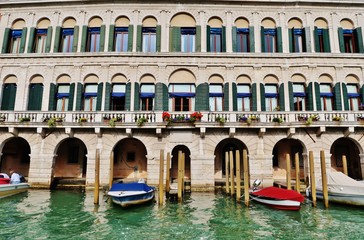 Fototapeta na wymiar Venedig, Hotel am Canal Grande