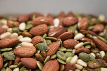 ミックスナッツ