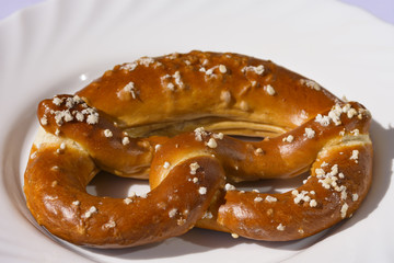 eine Laugenbrezel