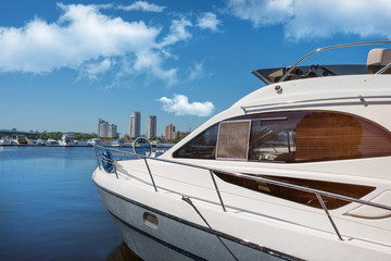 Fototapeta premium Nose of the cruise ship near the pier