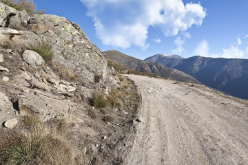 Camino en Sierra Aguda. Avila