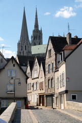Ville de Chartres, Quartier historique, vieilles ruellesn et clochers de la cathédrale, Eure et...