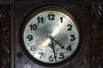 Fototapeta na wymiar old antique wooden wall clock, background image