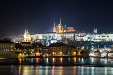 Fototapeta na wymiar Night Charles Bridge. Prague, Czech Republic. 2014-01-05