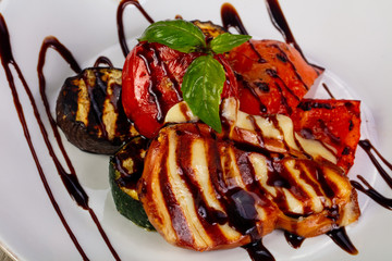 Grilled cheese with vegetables