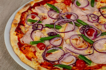 Pizza with ham