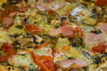 Obraz na płótnie Canvas Pizza with bacon and vegetables.