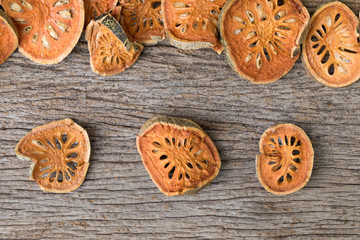 Dried quince