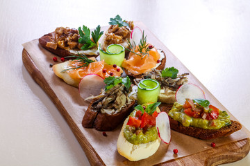 Spanish bruschetta mix