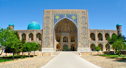 Fototapeta na wymiar The Registan - the heart of the ancient city of Samarkand in Uzbekistan 