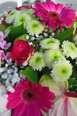 Bouquet de fleurs variées