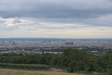 Wien am Abend von oben