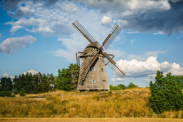 Plakat Windmühle in der Natur