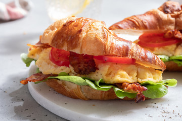BLT bacon lettuce tomato sandwich croissant