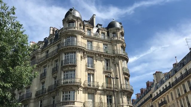 Immeuble du quartier la Plaine Monceau &agrave; Paris