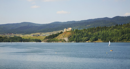 Lake Czorsztyn and Czorsztyn Castle near Niedzica. Poland