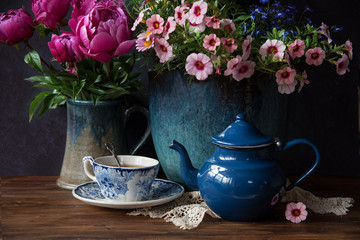 Vintage Cup of tea and flowers