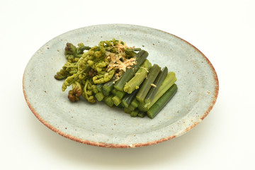 わらびのおひたし