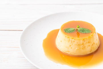 homemade caramel custard pudding