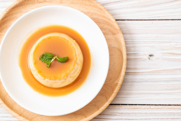 homemade caramel custard pudding