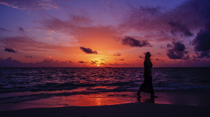 Fototapeta premium dreaming sunset maldives