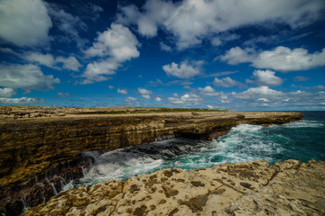 Fototapeta premium Devil's Bridge bay - Caribbean tropical sea - Antigua and Barbuda